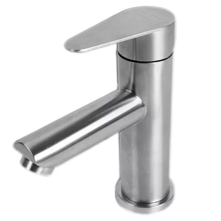 Faucet koveta mafana sy mangatsiaka