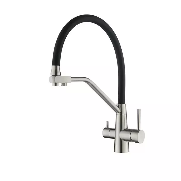 Faucet rano mafana sy mangatsiaka 3-in-1 Silicone Pull-Out